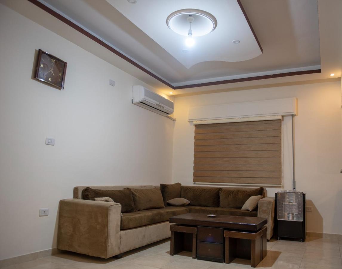 شقة مفروشة فرش فاخر ٣ غرف نوم في طبربور عمان Exterior photo